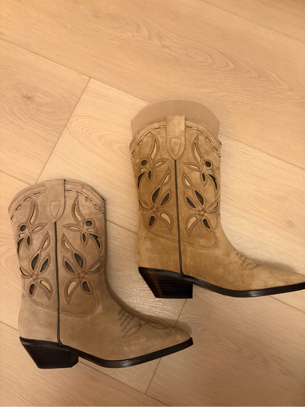 Stunning Western Boots - 99% new - Picture 6 of 11